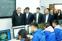 人社部副部长汤涛来川调研技能人才队伍建设工作